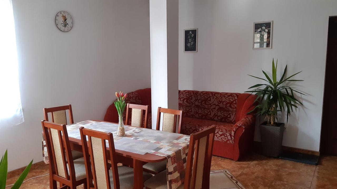 Hotel Bajusz Vendeghaz Tornyosnémeti Exteriér fotografie