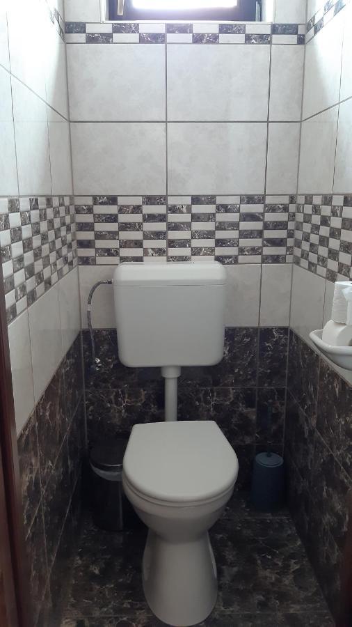 Hotel Bajusz Vendeghaz Tornyosnémeti Exteriér fotografie